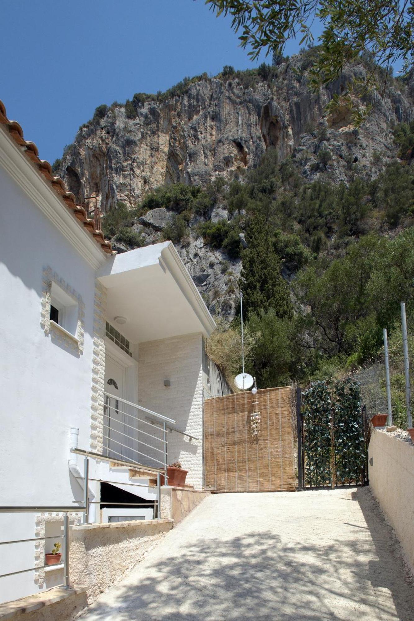 V&D Paleokastritsa Apartments Lakones Luaran gambar